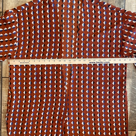 Entro women’s Red and White Geometric duster - Picture 7 of 13